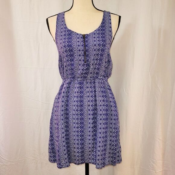 Forever 21 size medium blue boho pattern tie back dress - Picture 7 of 8